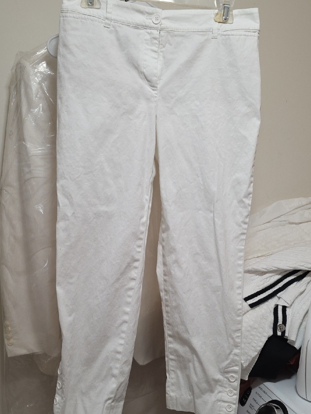 Talbots White Cropped Button Hem Pants